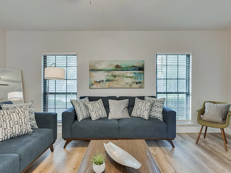 11622 Cotillion Dr — Photo 6