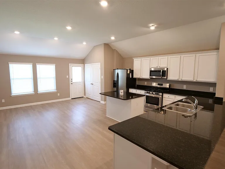 7211 Songlark Lndg — Photo 7