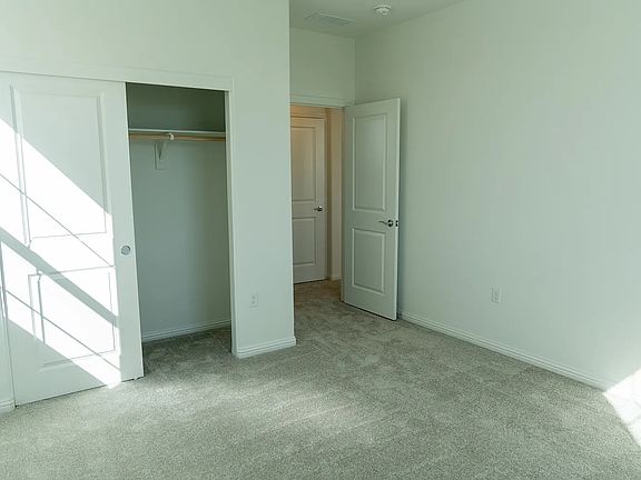 2nd image of 1532 Pinchot Dr #2