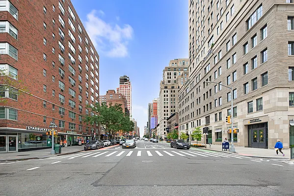 Rented by Bond New York | media 95