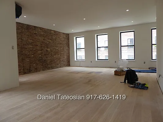 Rented by MQ Realty LLC | media 17