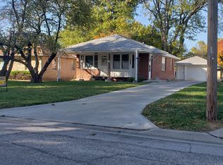 6850 Benton St, Lincoln, NE 68507