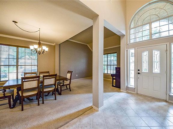 2nd image of 401 Canberra Ct