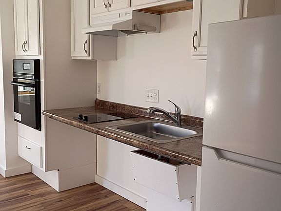 2nd image of 101 Main St #5