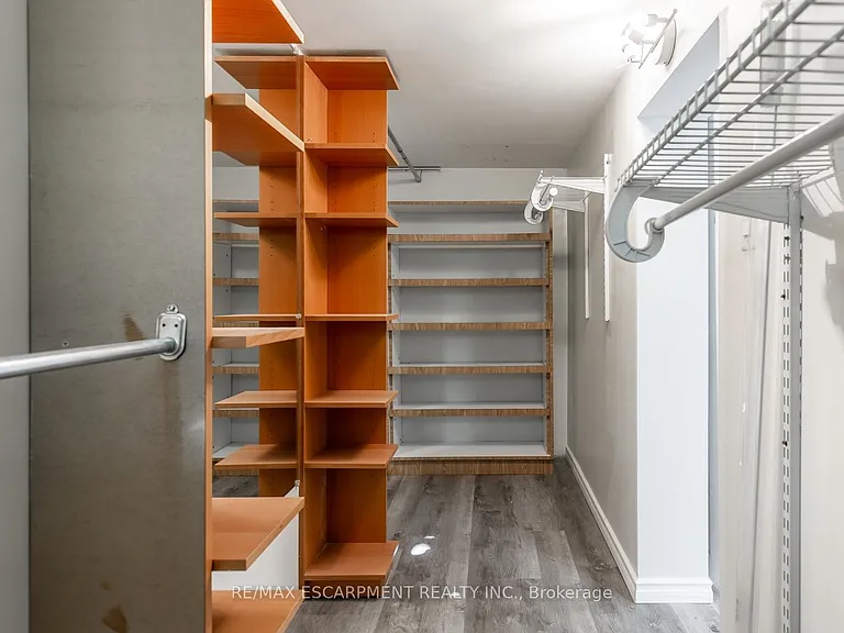 927 Teal Dr #2 — Photo 14