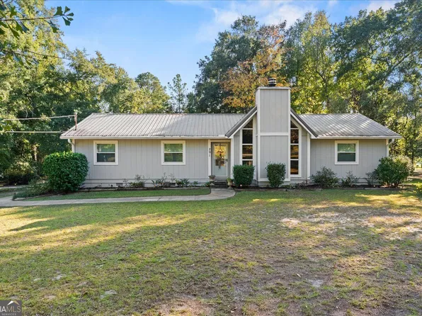 291 White Oak Estates Cir, Thomson, GA 30824