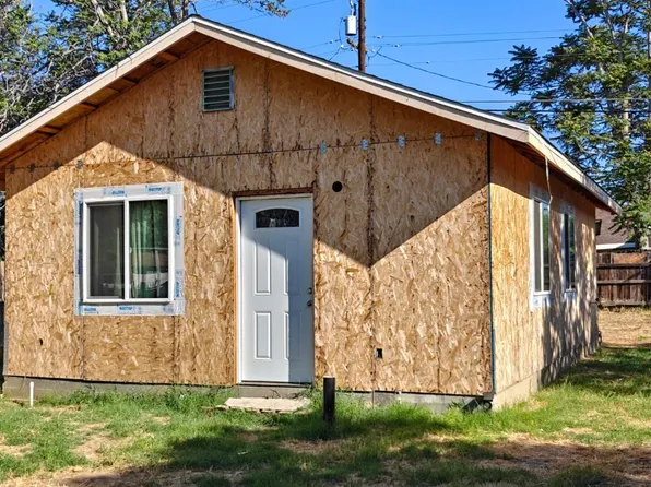 118 Hughes Ave, Bakersfield, CA 93308