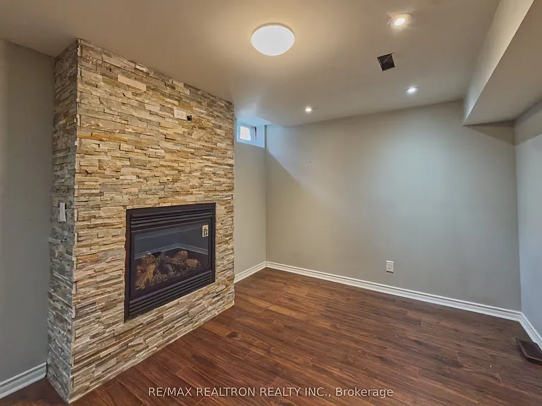 125 Decourcy Ireland Cir #BASEMENT — Photo 11