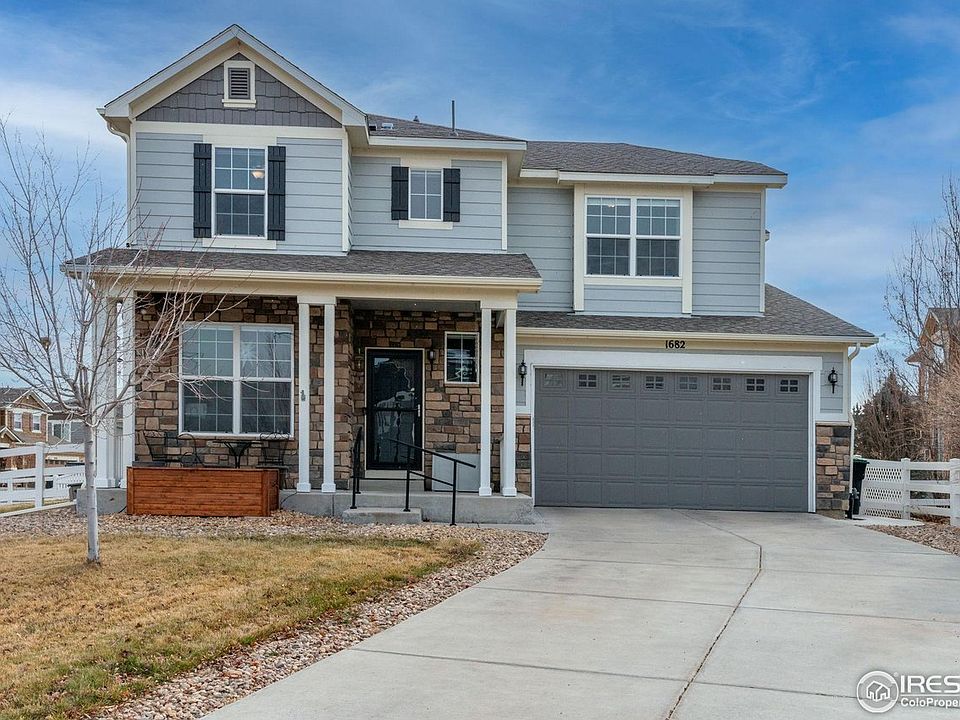 1st image of 1682 Dorothy Cir