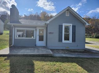 3821 Yellow Mountain Rd SE, Roanoke, VA 24014