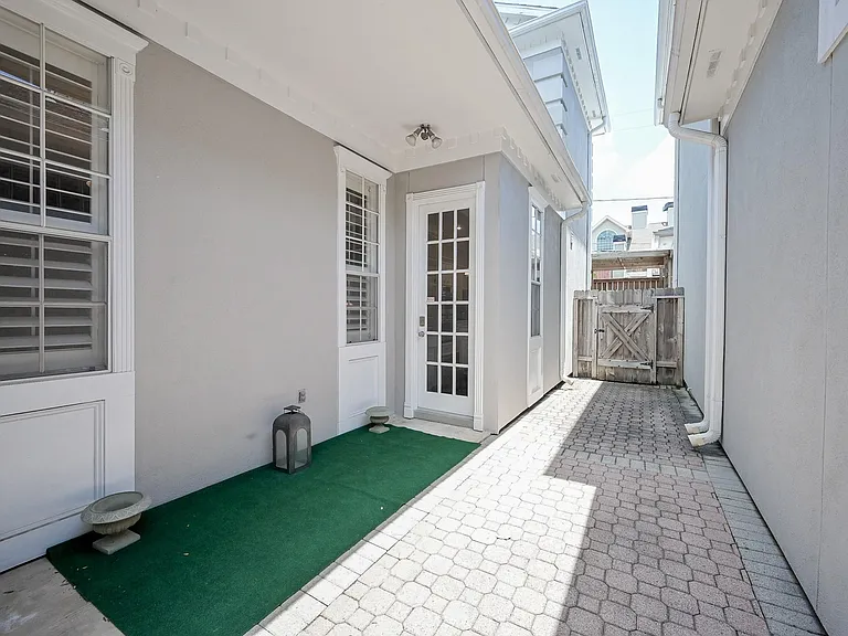 2301 Steel St — Photo 31