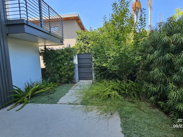 2011 Barry Ave, Los Angeles, CA 90025