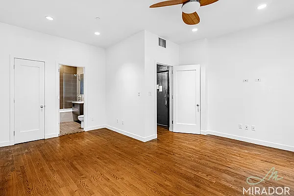 Rented by Mirador Real Estate | media 20