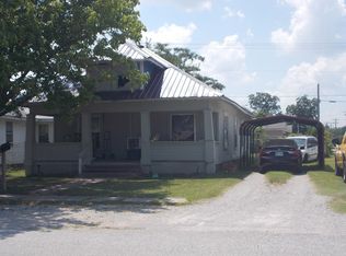 105 N Walnut St, Commerce, OK 74339