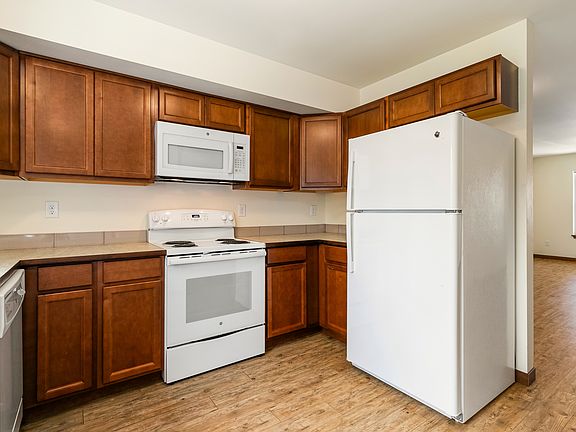 3rd image of 1640 Texas St Unit 101
