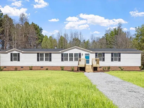 6631 Roundstone Ln, Oxford, NC 27565