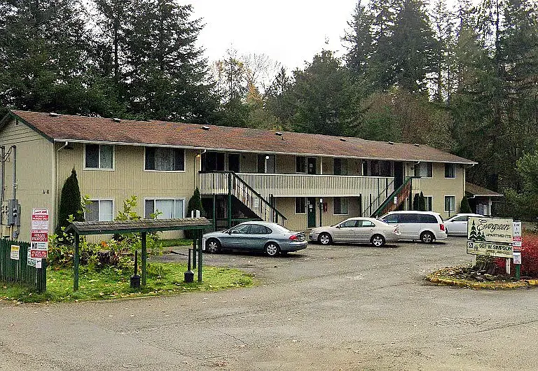 907 W Simpson Ave — Photo 3