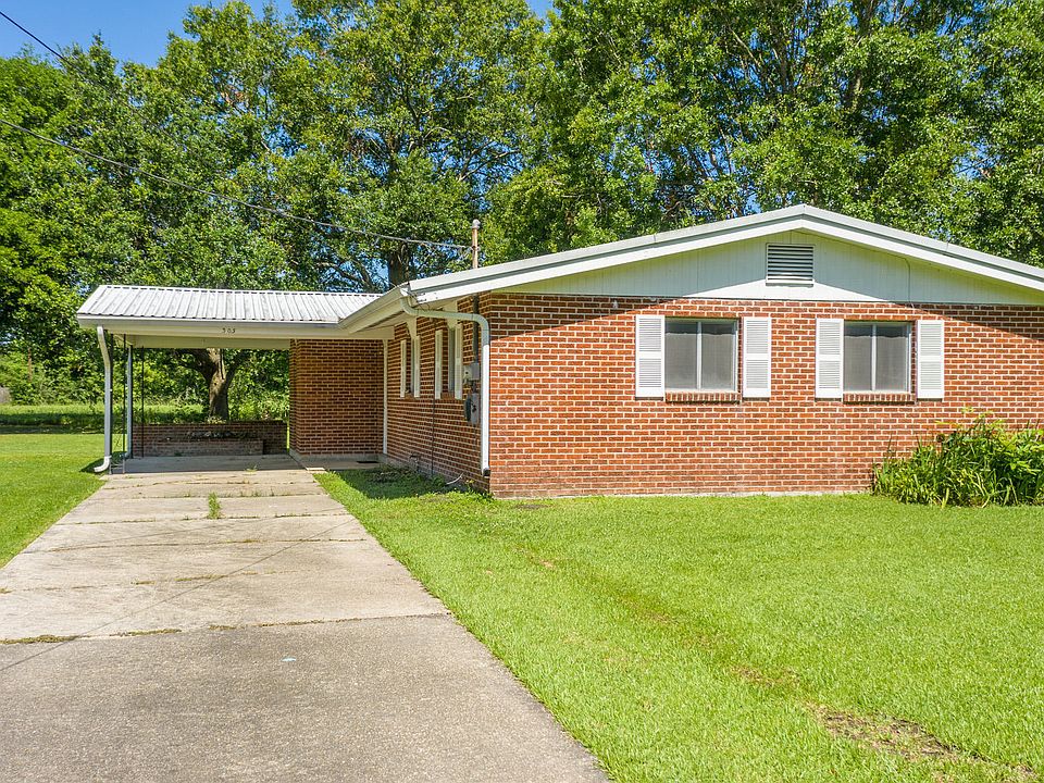 1st image of 305 Belair Dr