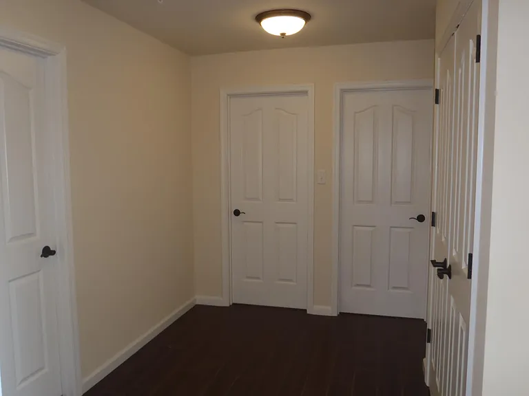 24 Delano Dr — Photo 15