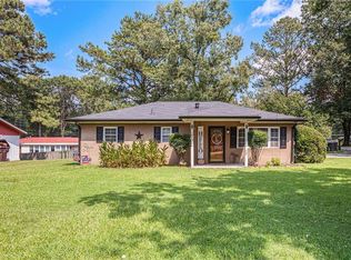 17 Lindsey Dr, Cartersville, GA 30120