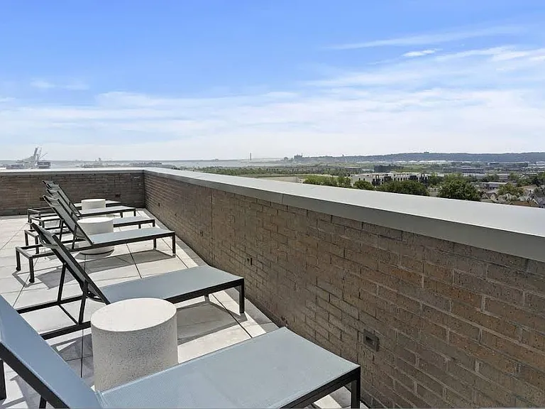 185 Avenue F #1-01 — Photo 18