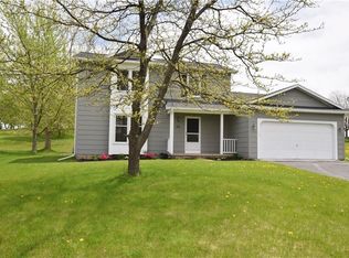 46 Mickens Bnd, West Henrietta, NY 14586