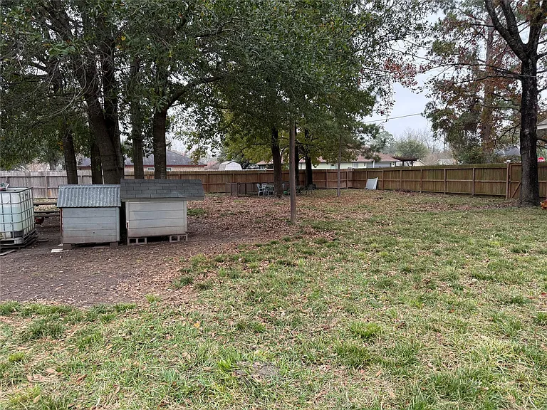 3003 Vega St — Photo 11