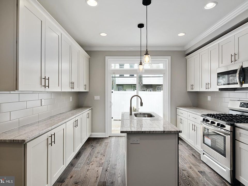 1st image of 1922 S Lambert St Unit 1