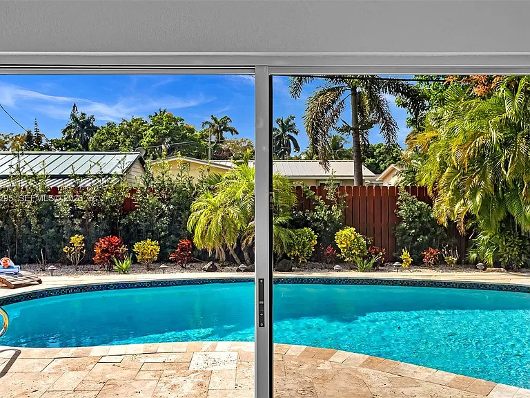 4633 SW 28th Ave — Photo 41