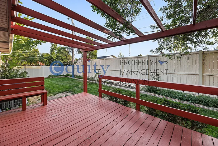 7102 E Brookhill Dr — Photo 25