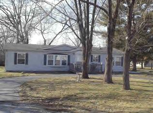 20 Church St, Westville, IL 61883