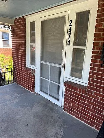 2474 Wisteria St — Photo 2