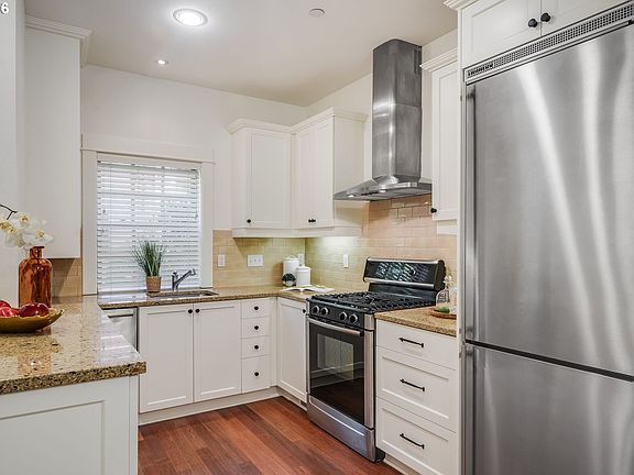 4th image of 562 2nd St