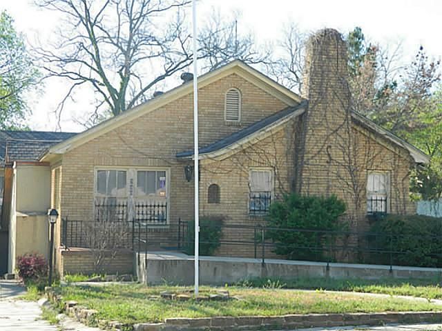 1st image of 544 W Washington St