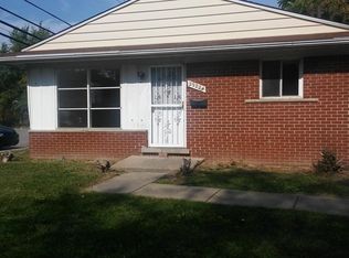 29224 Hazelwood St, Inkster, MI 48141