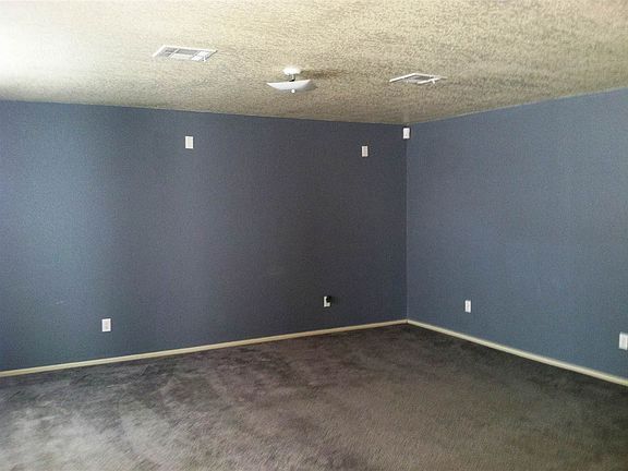3rd image of 6333 E 44th St