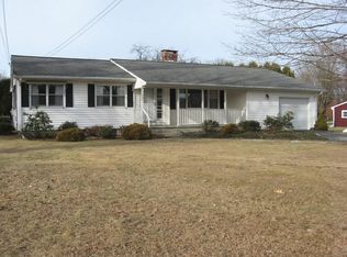 9 Moody Bridge Rd, Hadley, MA 01035