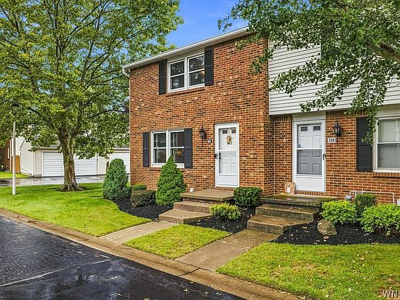 3rd image of 340 Wimbledon Ct