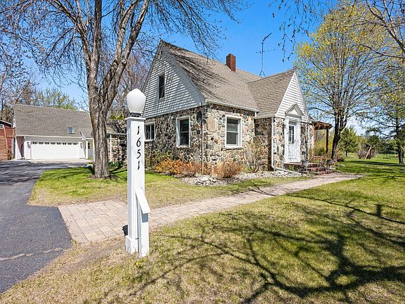 2nd image of 1651 N Lake Miltona Dr NE
