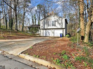 629 Waterview Ct, Stone Mountain, GA 30088