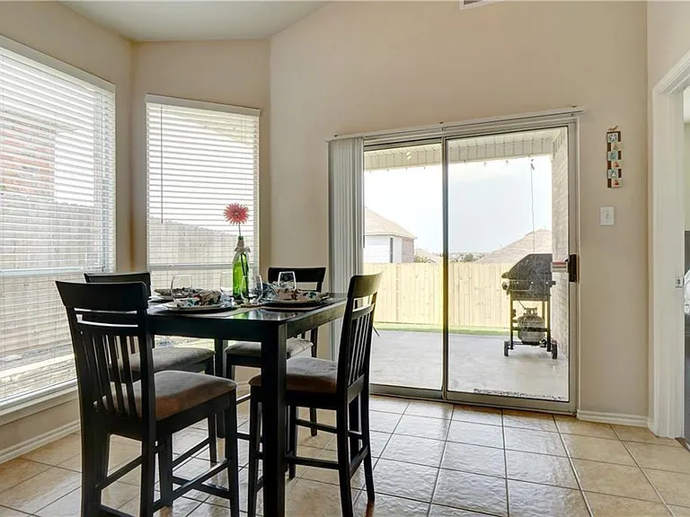 12833 Danville Dr — Photo 21
