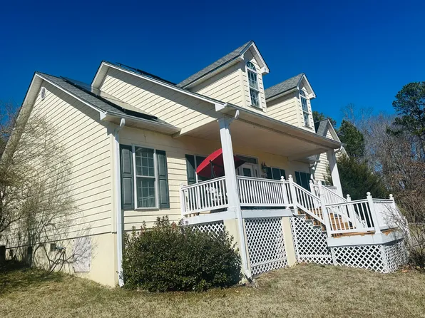 4576 Paula Dr, Winston Salem, NC 27127