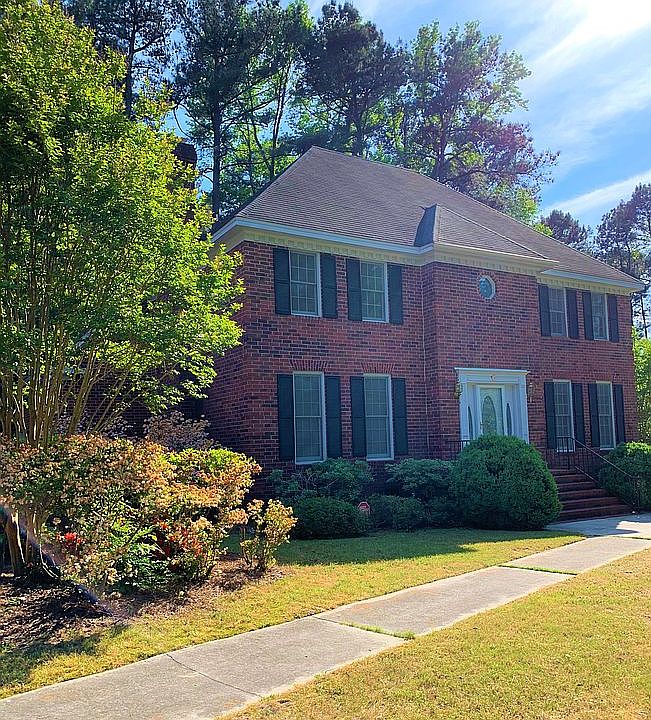1st image of 4224 Knollcrest Cir S