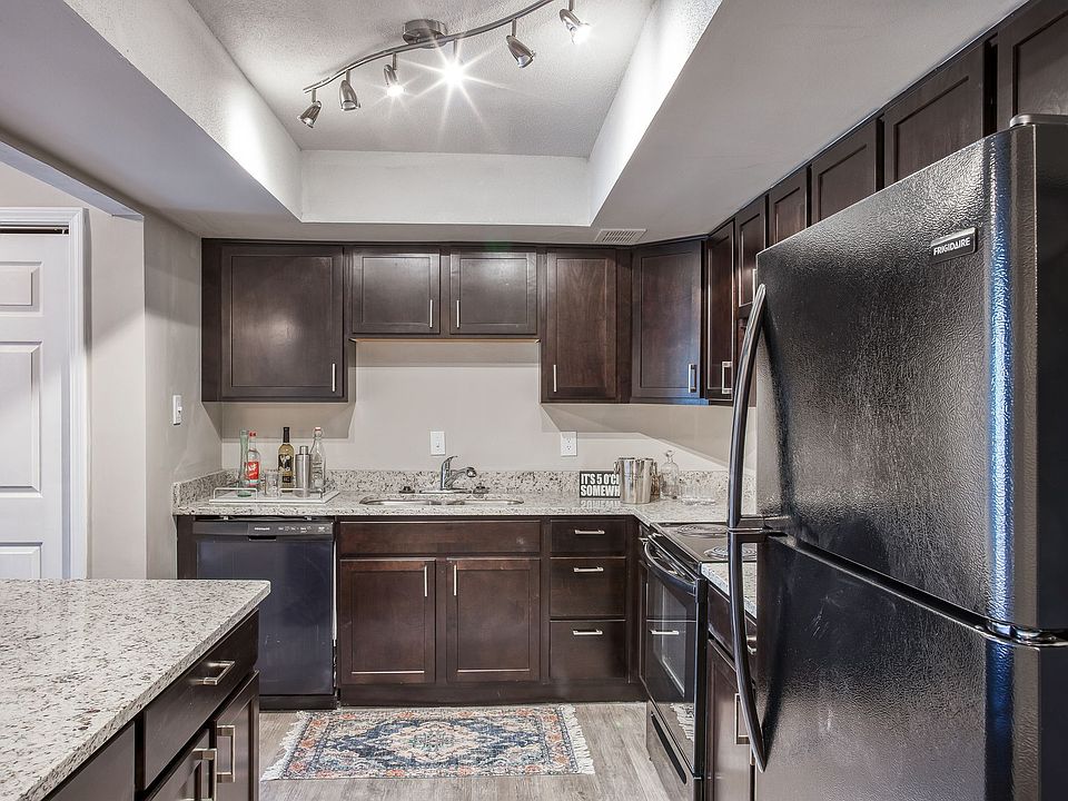 1st image of 6701 N College Ave #212