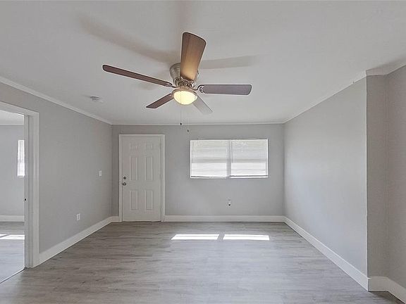 4th image of 1923 N Brack St #1923