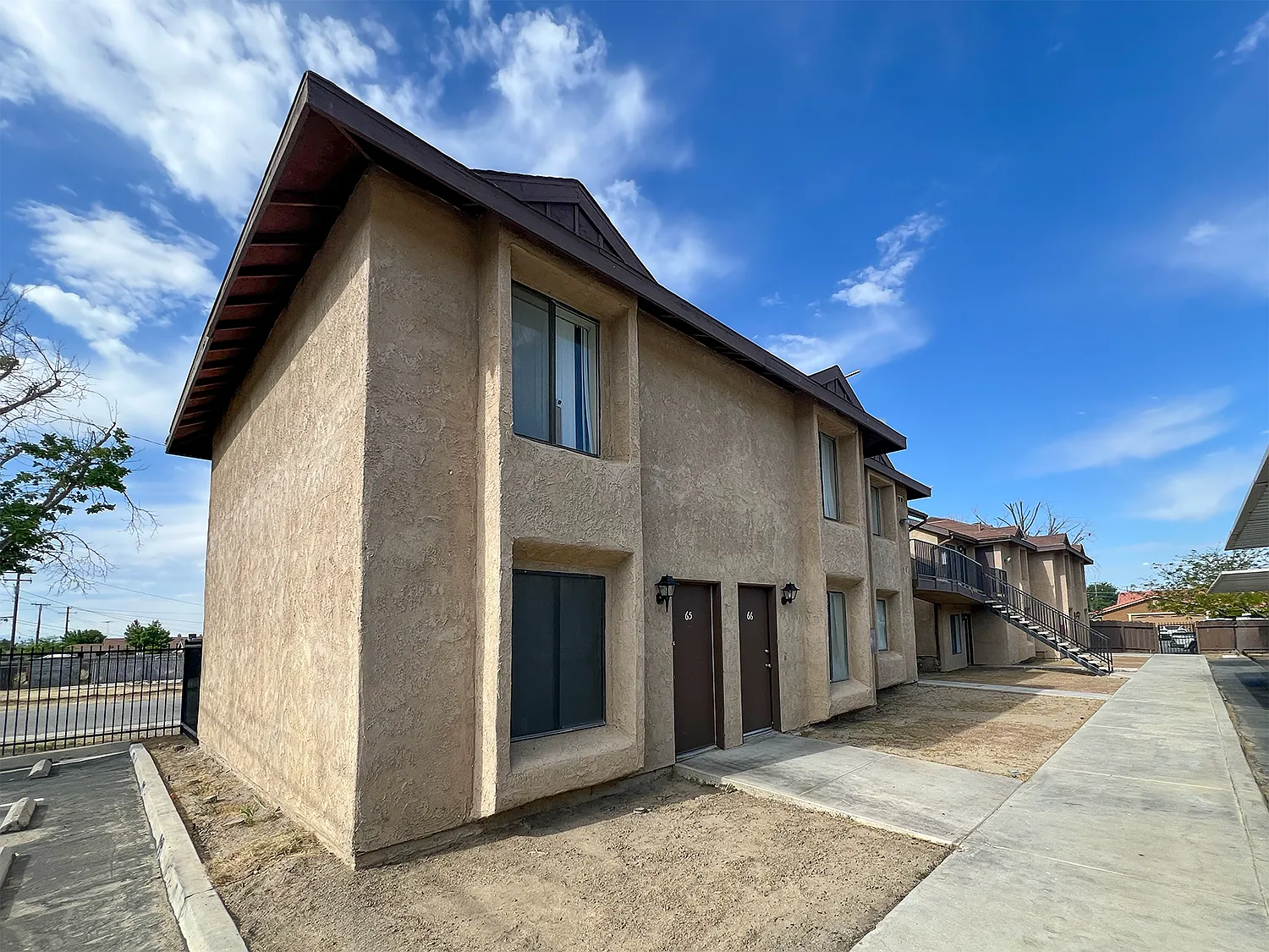 Rosamond Village Apartments — Photo 2