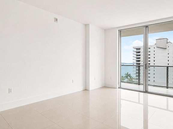 2nd image of 1300 Brickell Bay Drive #1005