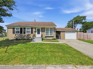 84 Harvington Rd, Tonawanda, NY 14150