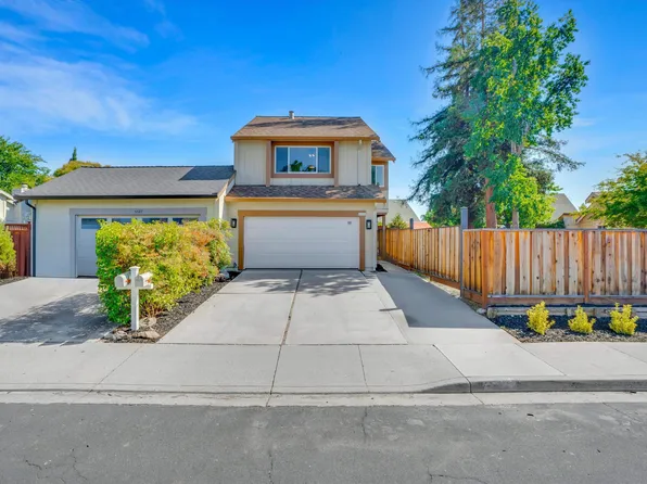 5315 Rainflower Dr, Livermore, CA 94551