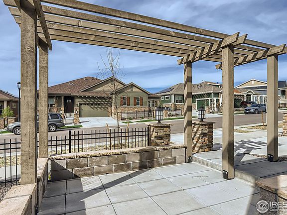 3rd image of 1441 Lanterns Ln